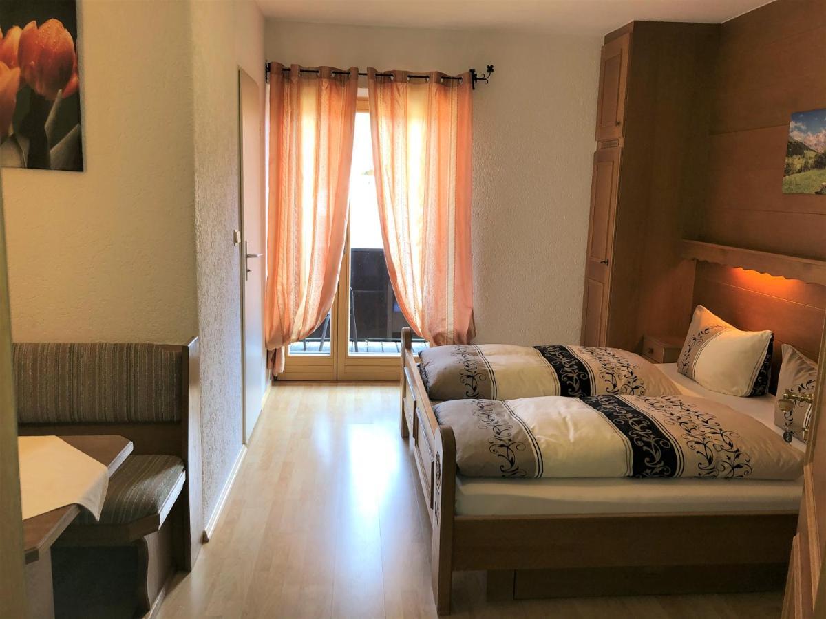 Gaestehaus Am Kurparkweg Hotell Reit im Winkl Exteriör bild