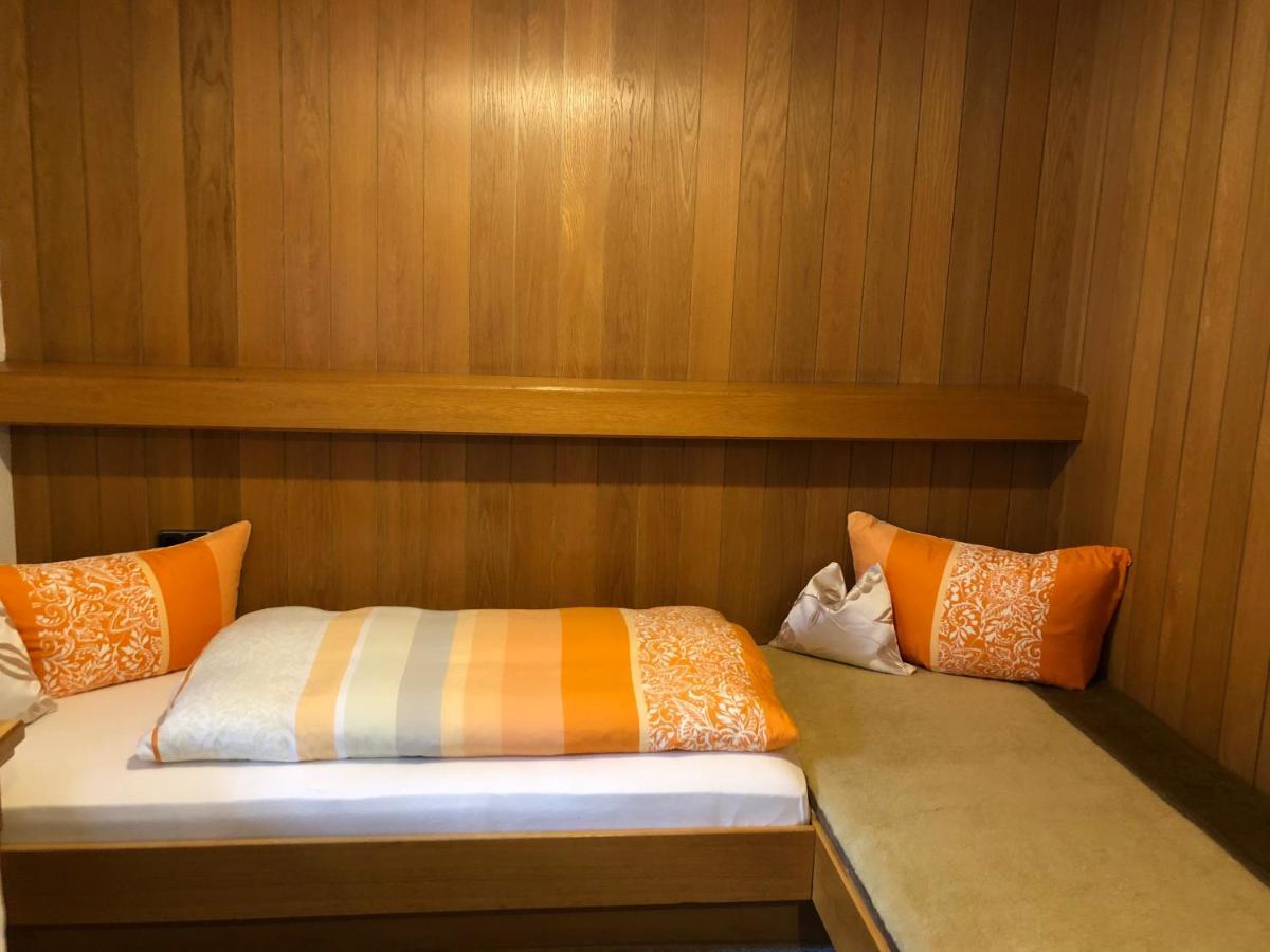 Gaestehaus Am Kurparkweg Hotell Reit im Winkl Exteriör bild