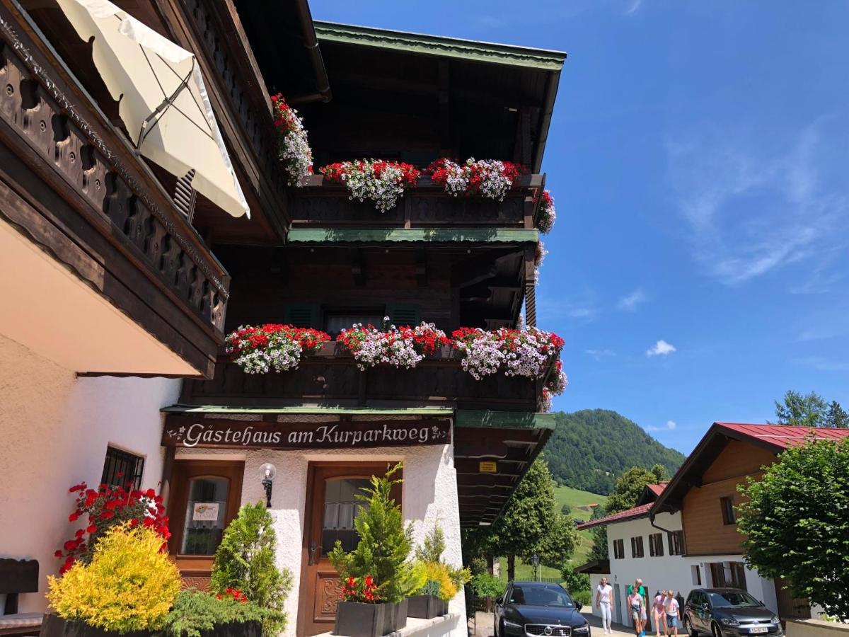 Gaestehaus Am Kurparkweg Hotell Reit im Winkl Exteriör bild
