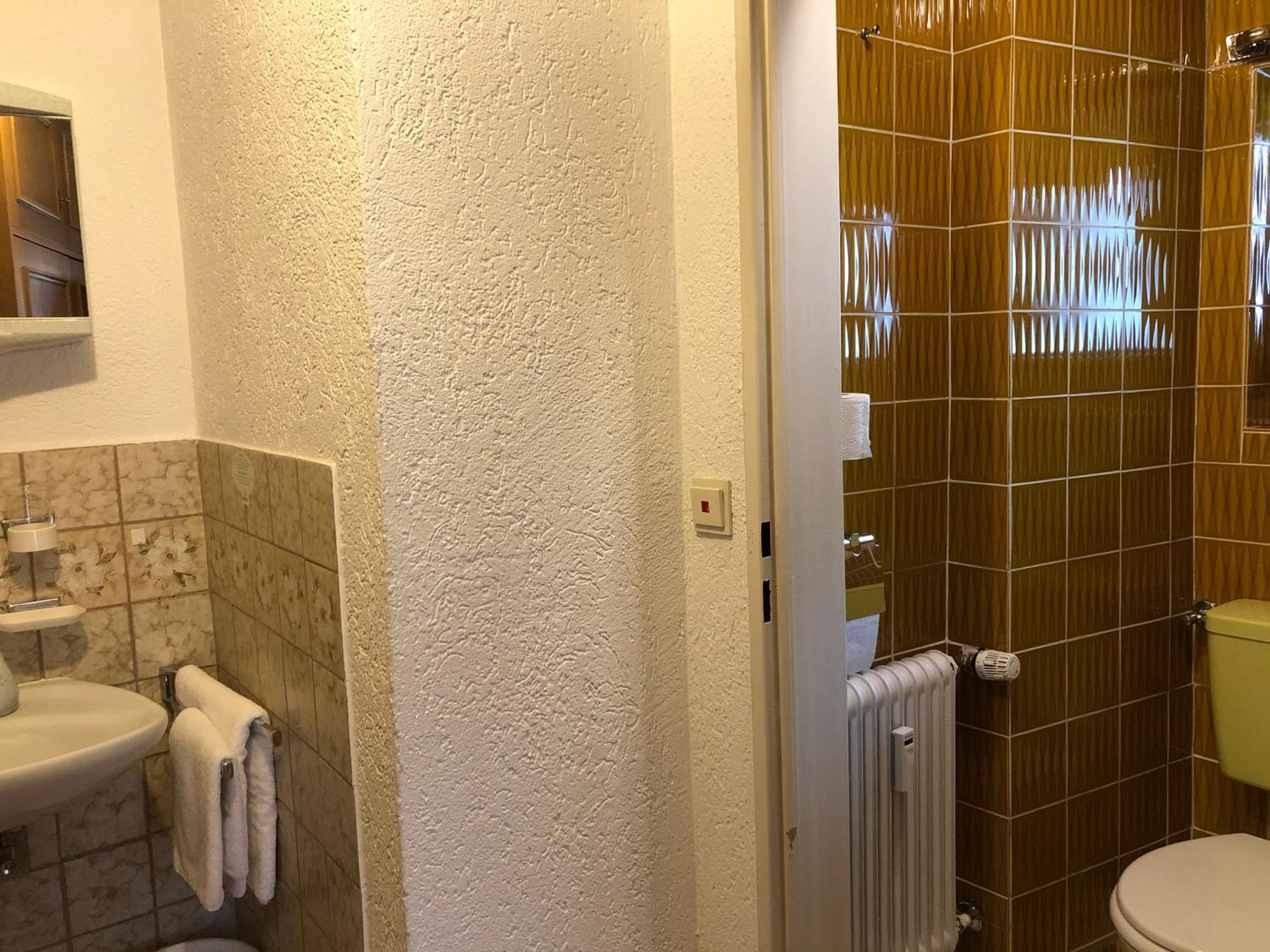 Gaestehaus Am Kurparkweg Hotell Reit im Winkl Rum bild